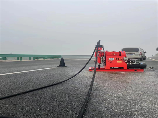 云浮马路路基路面开裂下沉注浆加固灌浆